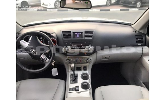 Buy Import Toyota Highlander Other Car in Import - Dubai in Enga Buy Import Toyota Highlander Other Car in Import - Dubai in Enga