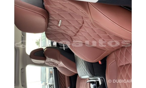 Buy Import Toyota Land Cruiser Black Car in Import - Dubai in Enga Buy Import Toyota Land Cruiser Black Car in Import - Dubai in Enga