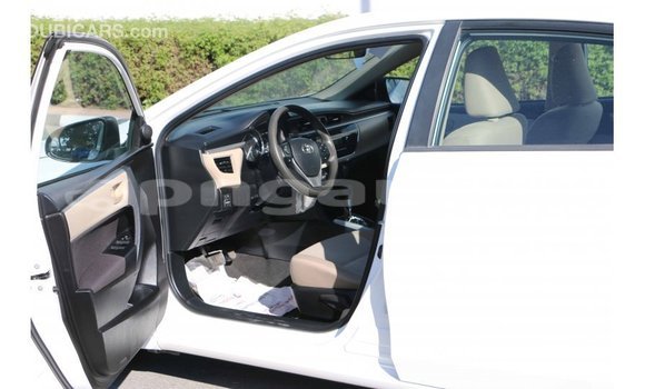 Buy Import Toyota Corolla White Car in Import - Dubai in Enga Buy Import Toyota Corolla White Car in Import - Dubai in Enga