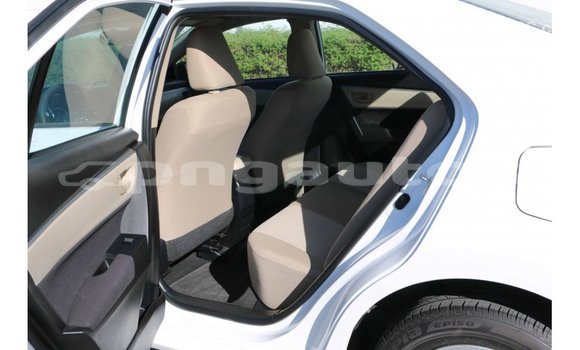 Buy Import Toyota Corolla White Car in Import - Dubai in Enga Buy Import Toyota Corolla White Car in Import - Dubai in Enga