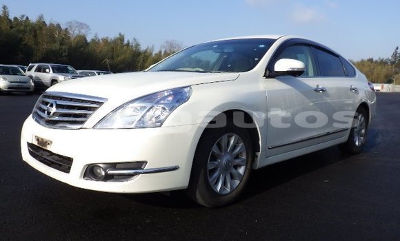 Buy Used Nissan Teana White Car in Port Moresby in National Capital District Buy Used Nissan Teana White Car in Port Moresby in National Capital District