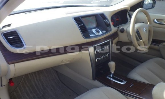 Buy Used Nissan Teana White Car in Port Moresby in National Capital District Buy Used Nissan Teana White Car in Port Moresby in National Capital District