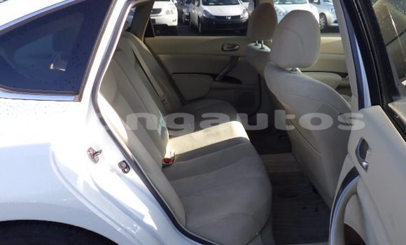 Buy Used Nissan Teana White Car in Port Moresby in National Capital District Buy Used Nissan Teana White Car in Port Moresby in National Capital District