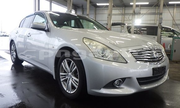 Buy Used Nissan Skyline Silver Car in Port Moresby in National Capital District Buy Used Nissan Skyline Silver Car in Port Moresby in National Capital District
