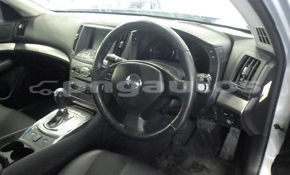 Buy Used Nissan Skyline Silver Car in Port Moresby in National Capital District Buy Used Nissan Skyline Silver Car in Port Moresby in National Capital District