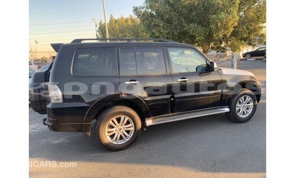Buy Import Mitsubishi Pajero Black Car in Import - Dubai in Enga Buy Import Mitsubishi Pajero Black Car in Import - Dubai in Enga