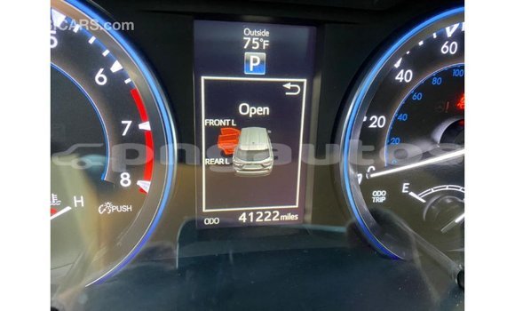 Buy Import Toyota Highlander Green Car in Import - Dubai in Enga Buy Import Toyota Highlander Green Car in Import - Dubai in Enga