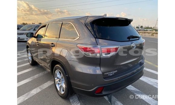 Buy Import Toyota Highlander Other Car in Import - Dubai in Enga Buy Import Toyota Highlander Other Car in Import - Dubai in Enga