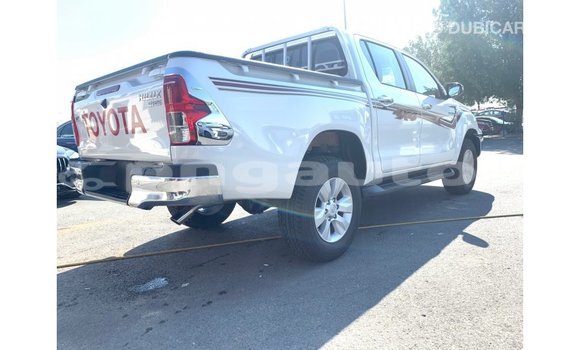 Buy Import Toyota Hilux White Car in Import - Dubai in Enga Buy Import Toyota Hilux White Car in Import - Dubai in Enga