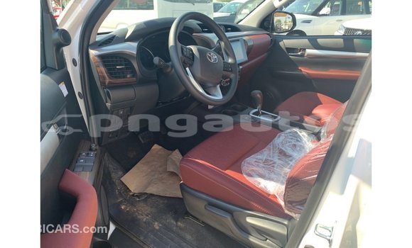 Buy Import Toyota Hilux White Car in Import - Dubai in Enga Buy Import Toyota Hilux White Car in Import - Dubai in Enga
