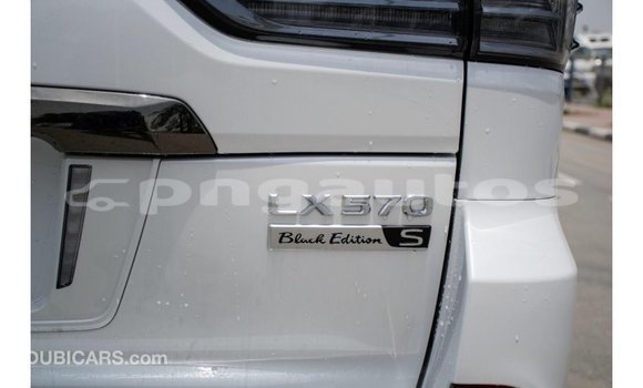 Buy Import Lexus LX White Car in Import - Dubai in Enga Buy Import Lexus LX White Car in Import - Dubai in Enga