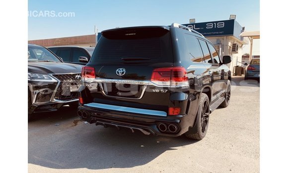 Buy Import Toyota Land Cruiser Black Car in Import - Dubai in Enga Buy Import Toyota Land Cruiser Black Car in Import - Dubai in Enga
