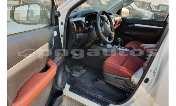Buy Import Toyota Hilux White Car in Import - Dubai in Enga Buy Import Toyota Hilux White Car in Import - Dubai in Enga
