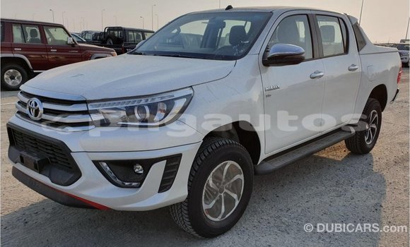 Buy Import Toyota Hilux White Car in Import - Dubai in Enga Buy Import Toyota Hilux White Car in Import - Dubai in Enga
