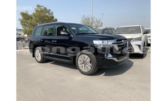 Buy Import Toyota Land Cruiser Red Car in Import - Dubai in Enga Buy Import Toyota Land Cruiser Red Car in Import - Dubai in Enga