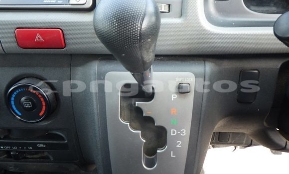 Buy Used Toyota Hiace Green Car in Port Moresby in National Capital District Buy Used Toyota Hiace Green Car in Port Moresby in National Capital District