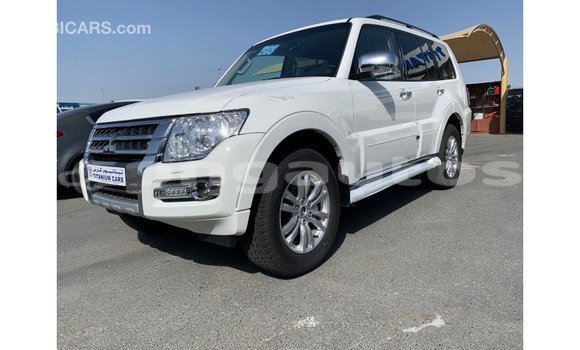 Buy Import Mitsubishi Pajero White Car in Import - Dubai in Enga Buy Import Mitsubishi Pajero White Car in Import - Dubai in Enga
