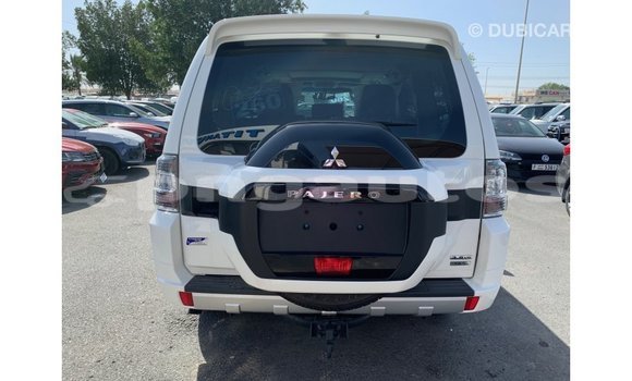 Buy Import Mitsubishi Pajero White Car in Import - Dubai in Enga Buy Import Mitsubishi Pajero White Car in Import - Dubai in Enga