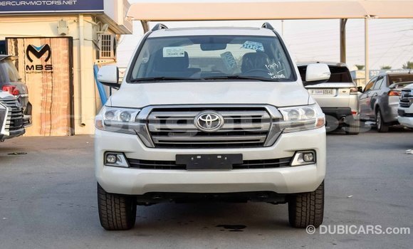Buy Import Toyota Land Cruiser Other Car in Import - Dubai in Enga Buy Import Toyota Land Cruiser Other Car in Import - Dubai in Enga