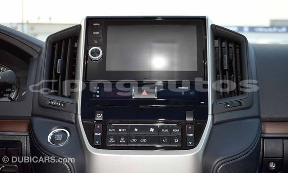 Buy Import Toyota Land Cruiser Other Car in Import - Dubai in Enga Buy Import Toyota Land Cruiser Other Car in Import - Dubai in Enga