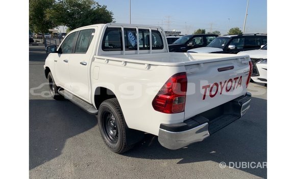 Buy Import Toyota Hilux White Car in Import - Dubai in Enga Buy Import Toyota Hilux White Car in Import - Dubai in Enga