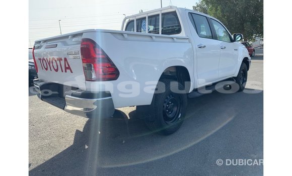 Buy Import Toyota Hilux White Car in Import - Dubai in Enga Buy Import Toyota Hilux White Car in Import - Dubai in Enga