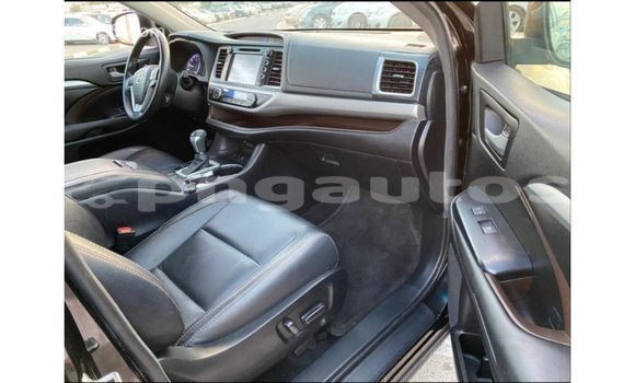 Buy Import Toyota Highlander Black Car in Import - Dubai in Enga Buy Import Toyota Highlander Black Car in Import - Dubai in Enga