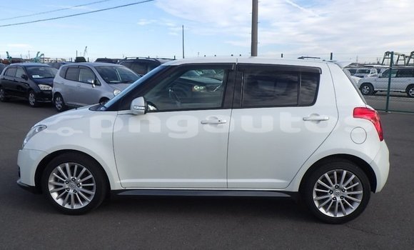 Buy Used Suzuki Swift White Car in Port Moresby in National Capital District Buy Used Suzuki Swift White Car in Port Moresby in National Capital District