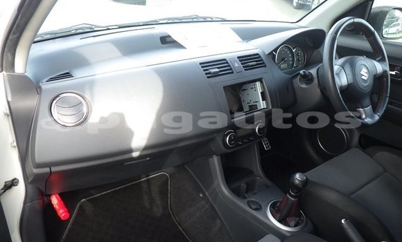 Buy Used Suzuki Swift White Car in Port Moresby in National Capital District Buy Used Suzuki Swift White Car in Port Moresby in National Capital District