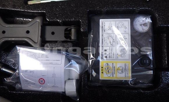 Buy Used Suzuki Swift White Car in Port Moresby in National Capital District Buy Used Suzuki Swift White Car in Port Moresby in National Capital District