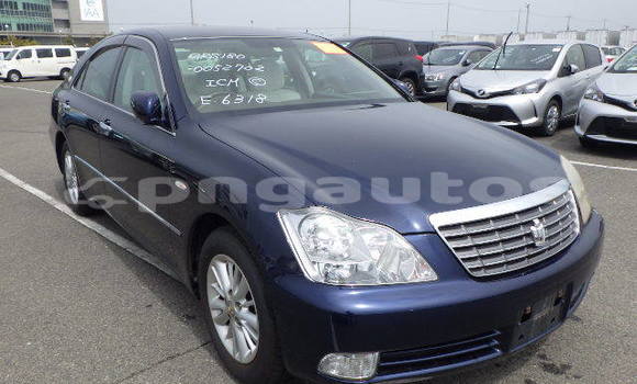Buy Used Toyota Crown Blue Car in Port Moresby in National Capital District Buy Used Toyota Crown Blue Car in Port Moresby in National Capital District