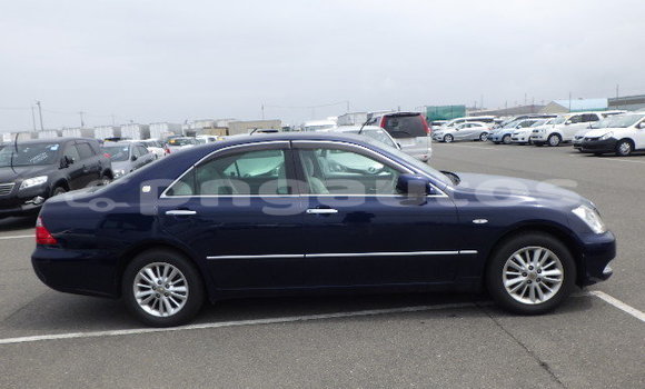 Buy Used Toyota Crown Blue Car in Port Moresby in National Capital District Buy Used Toyota Crown Blue Car in Port Moresby in National Capital District