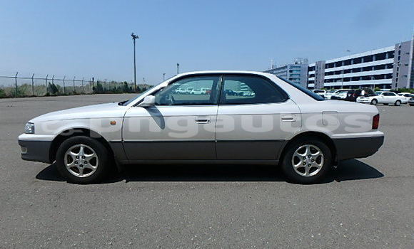 Buy Used Toyota Vista White Car in Port Moresby in National Capital District Buy Used Toyota Vista White Car in Port Moresby in National Capital District