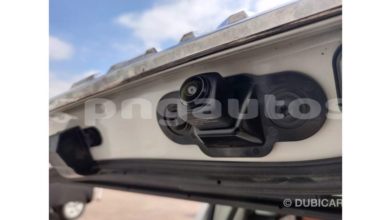 Big with watermark toyota land cruiser enga import dubai 4230