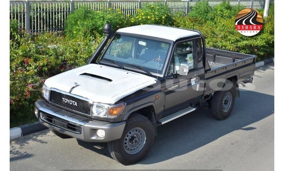 Buy Import Toyota Land Cruiser Other Car in Import - Dubai in Enga Buy Import Toyota Land Cruiser Other Car in Import - Dubai in Enga