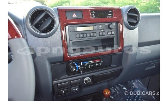 Buy Import Toyota Land Cruiser Other Car in Import - Dubai in Enga Buy Import Toyota Land Cruiser Other Car in Import - Dubai in Enga