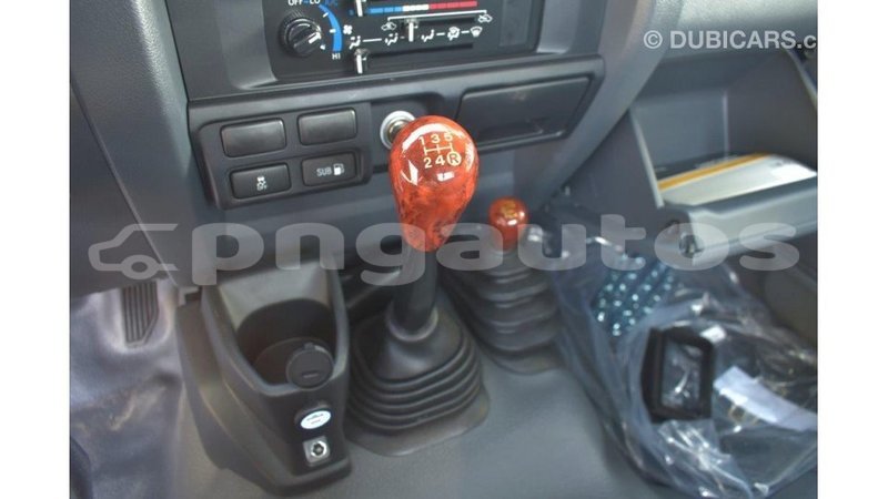 Big with watermark toyota land cruiser enga import dubai 4232