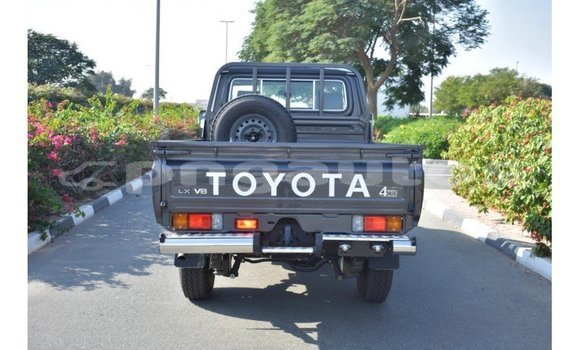 Buy Import Toyota Land Cruiser Other Car in Import - Dubai in Enga Buy Import Toyota Land Cruiser Other Car in Import - Dubai in Enga