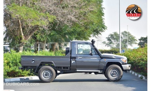 Buy Import Toyota Land Cruiser Other Car in Import - Dubai in Enga Buy Import Toyota Land Cruiser Other Car in Import - Dubai in Enga