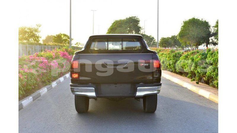 Big with watermark toyota hilux enga import dubai 4235