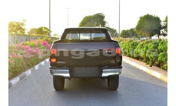 Buy Import Toyota Hilux Black Car in Import - Dubai in Enga Buy Import Toyota Hilux Black Car in Import - Dubai in Enga