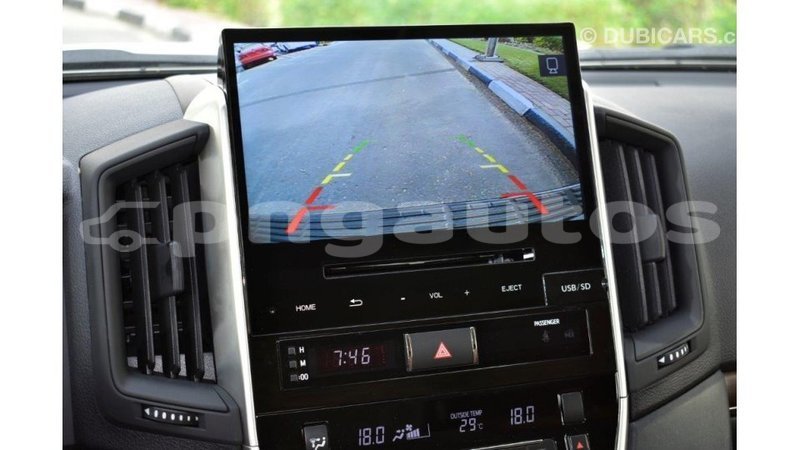 Big with watermark toyota land cruiser enga import dubai 4237