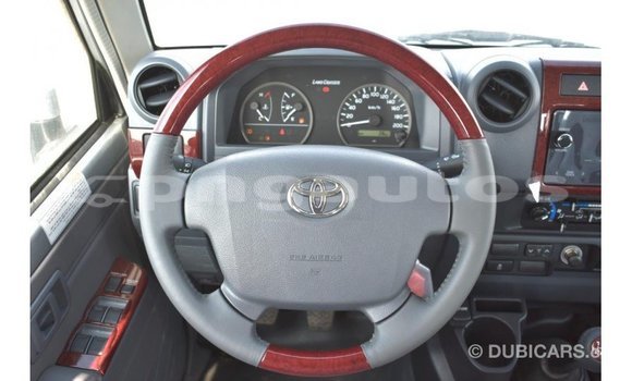 Buy Import Toyota Land Cruiser Other Car in Import - Dubai in Enga Buy Import Toyota Land Cruiser Other Car in Import - Dubai in Enga