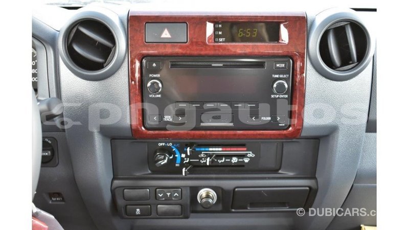 Big with watermark toyota land cruiser enga import dubai 4238