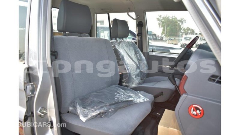 Big with watermark toyota land cruiser enga import dubai 4238