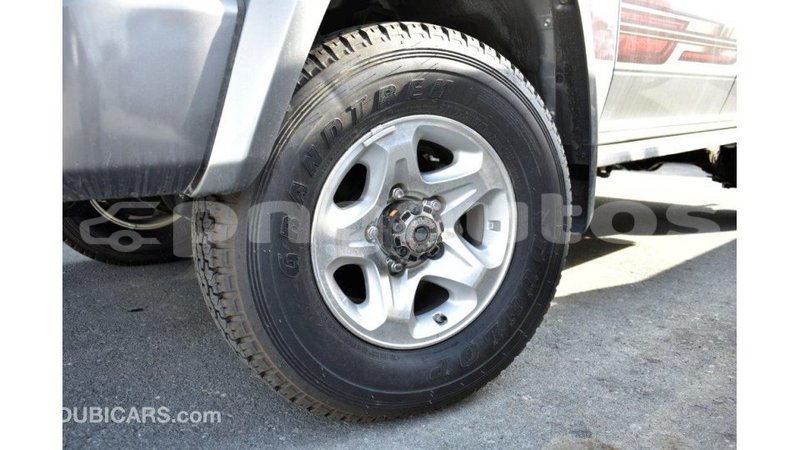 Big with watermark toyota land cruiser enga import dubai 4238