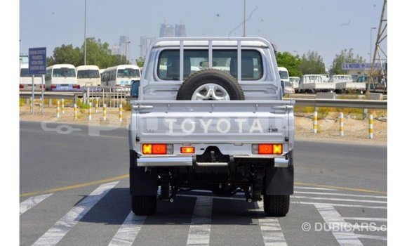 Buy Import Toyota Land Cruiser Other Car in Import - Dubai in Enga Buy Import Toyota Land Cruiser Other Car in Import - Dubai in Enga