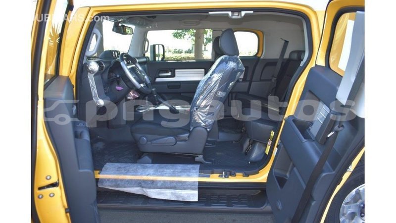 Big with watermark toyota fj cruiser enga import dubai 4239