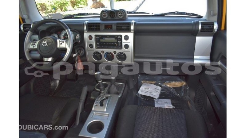 Big with watermark toyota fj cruiser enga import dubai 4239