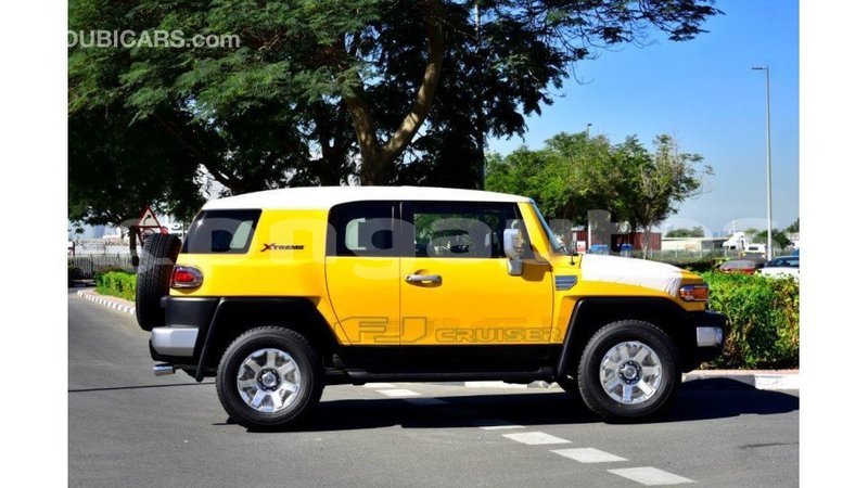 Big with watermark toyota fj cruiser enga import dubai 4239